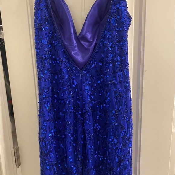 Elegant Sapphire Blue Sequin Mini Dress - Picture 2 of 4